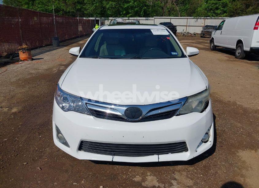 Photo 12 of 2014 Toyota Camry XLE (VIN 4T1BF1FK0EU382371)