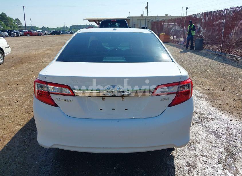 Photo 16 of 2014 Toyota Camry XLE (VIN 4T1BF1FK0EU382371)