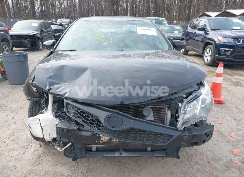 Photo 12 of 2014 Toyota Camry SE (VIN 4T1BF1FK0EU391541)