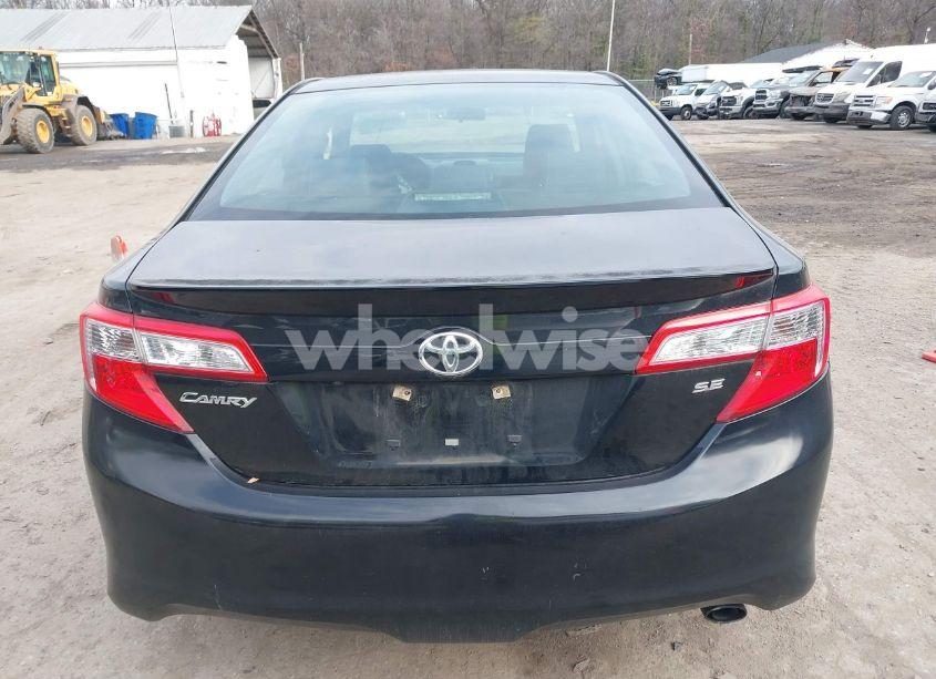 Photo 16 of 2014 Toyota Camry SE (VIN 4T1BF1FK0EU391541)
