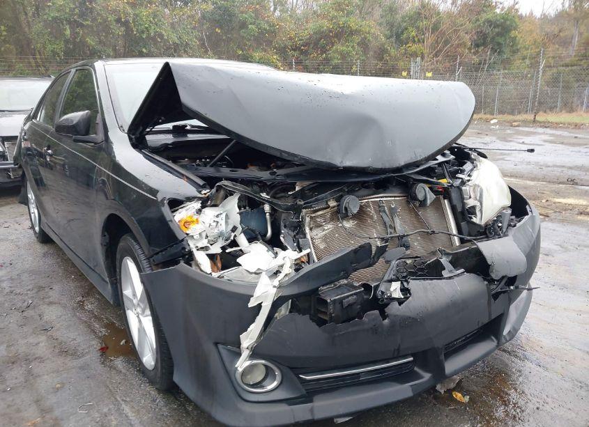 Photo 6 of 2014 Toyota Camry SE (VIN 4T1BF1FK0EU394391)