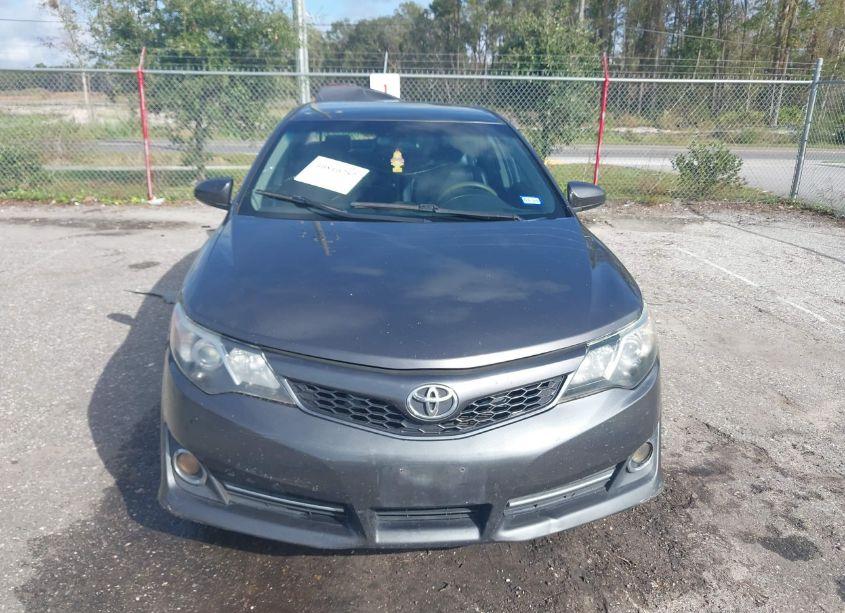 Photo 12 of 2014 Toyota Camry L/SE/LE/XLE (VIN 4T1BF1FK0EU404157)