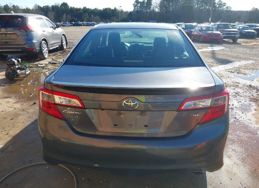 Photo 17 of 2014 Toyota Camry SE (VIN 4T1BF1FK0EU439264)