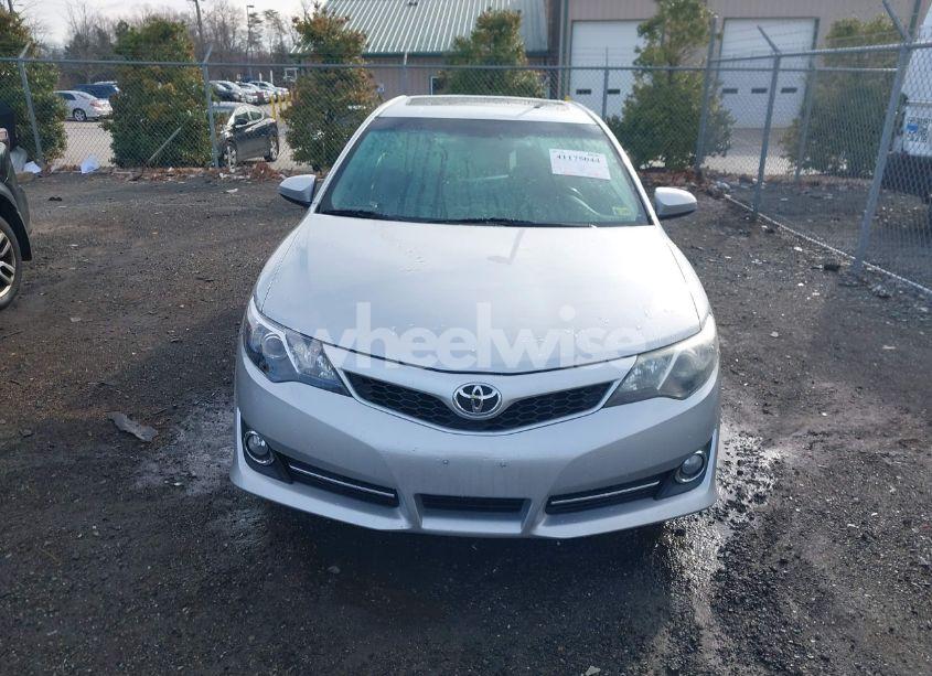 Photo 13 of 2014 Toyota Camry SE SPORT (VIN 4T1BF1FK0EU453701)