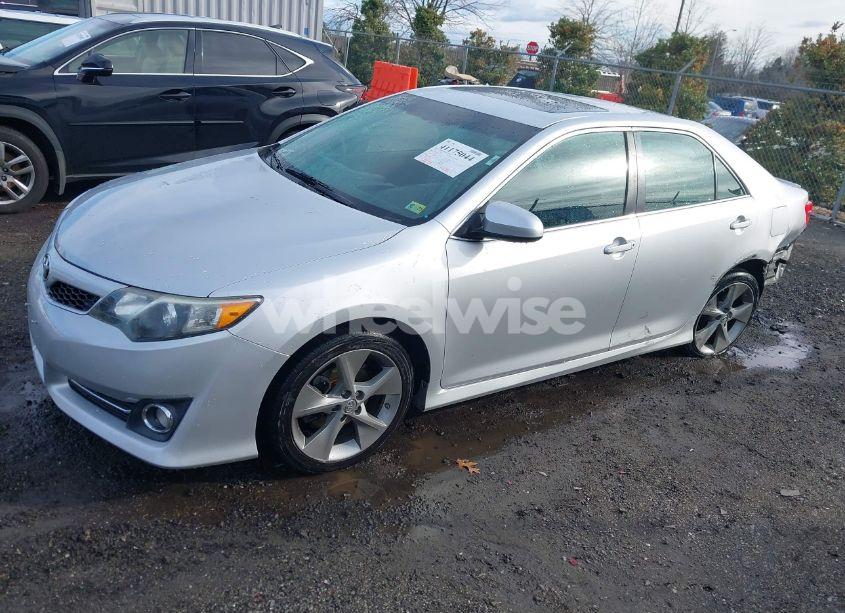 Photo 15 of 2014 Toyota Camry SE SPORT (VIN 4T1BF1FK0EU453701)