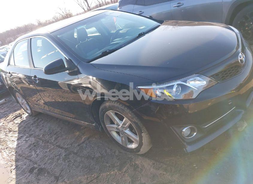 Photo 13 of 2014 Toyota Camry SE (VIN 4T1BF1FK0EU462463)