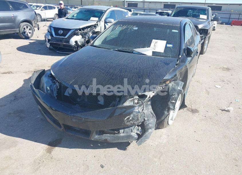 Photo 2 of 2014 Toyota Camry SE (VIN 4T1BF1FK0EU470580)