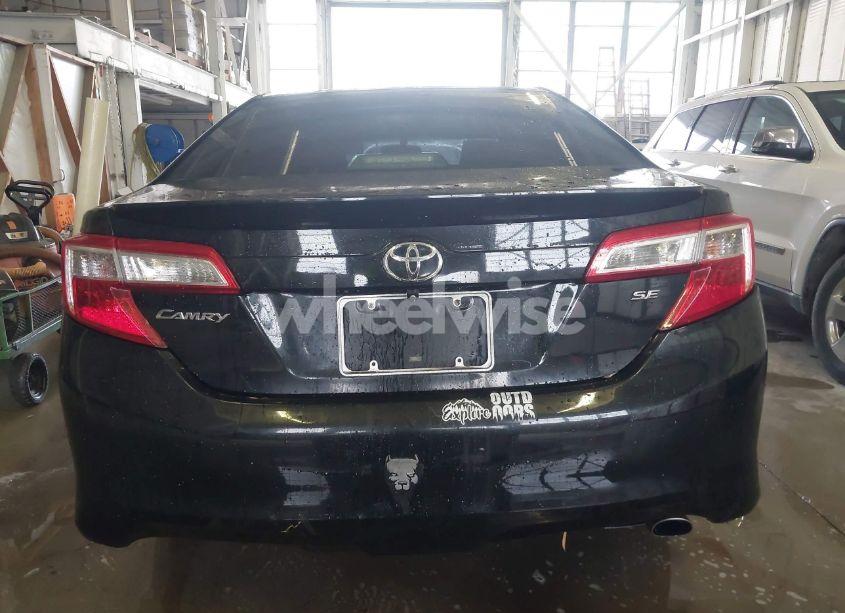 Photo 16 of 2014 Toyota Camry SE SPORT (VIN 4T1BF1FK0EU728208)