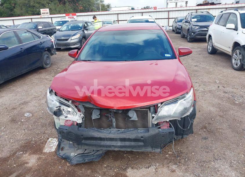 Photo 13 of 2014 Toyota Camry SE (VIN 4T1BF1FK0EU731139)