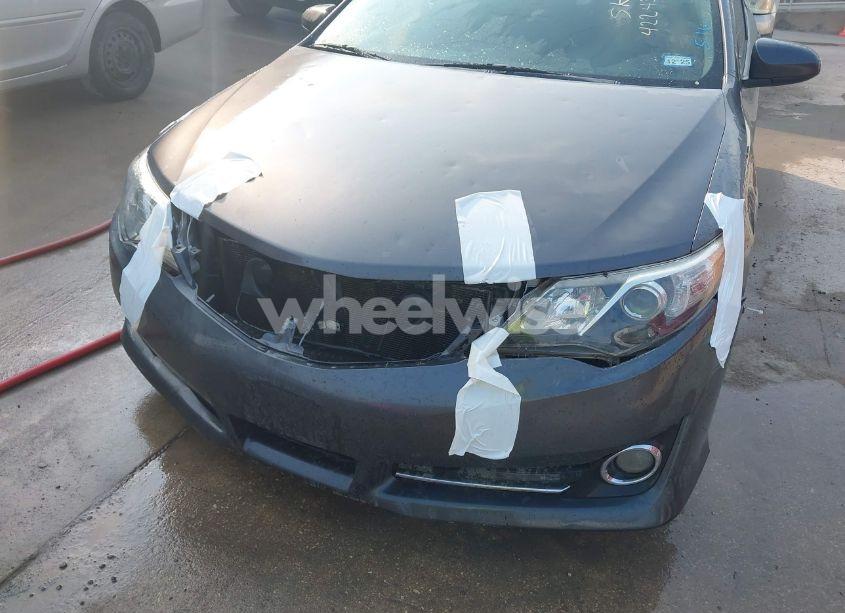 Photo 6 of 2014 Toyota Camry SE (VIN 4T1BF1FK0EU737894)