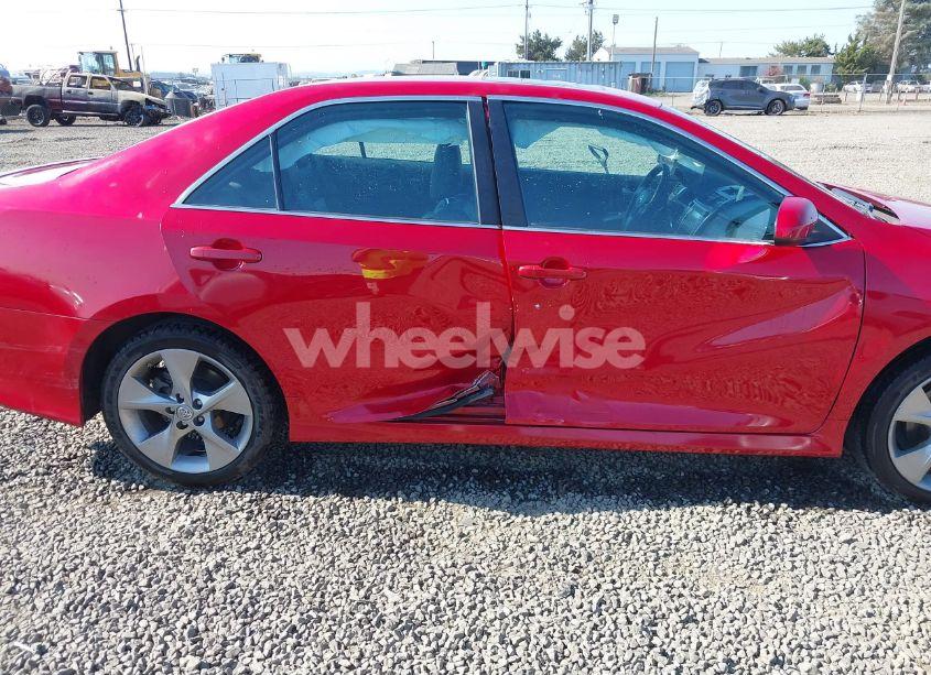 Photo 6 of 2014 Toyota Camry SE SPORT (VIN 4T1BF1FK0EU738379)