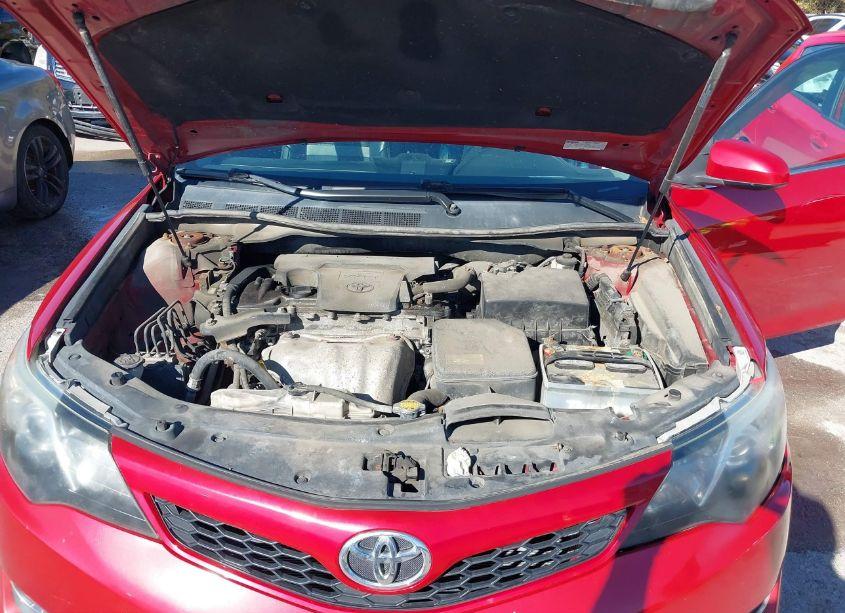 Photo 10 of 2014 Toyota Camry SE (VIN 4T1BF1FK0EU753187)