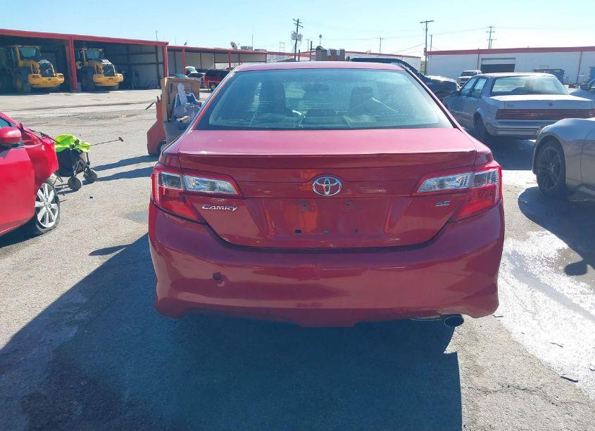 Photo 16 of 2014 Toyota Camry SE (VIN 4T1BF1FK0EU753187)