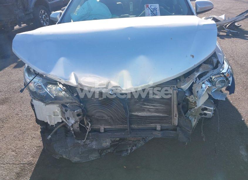 Photo 13 of 2014 Toyota Camry SE (VIN 4T1BF1FK0EU770751)