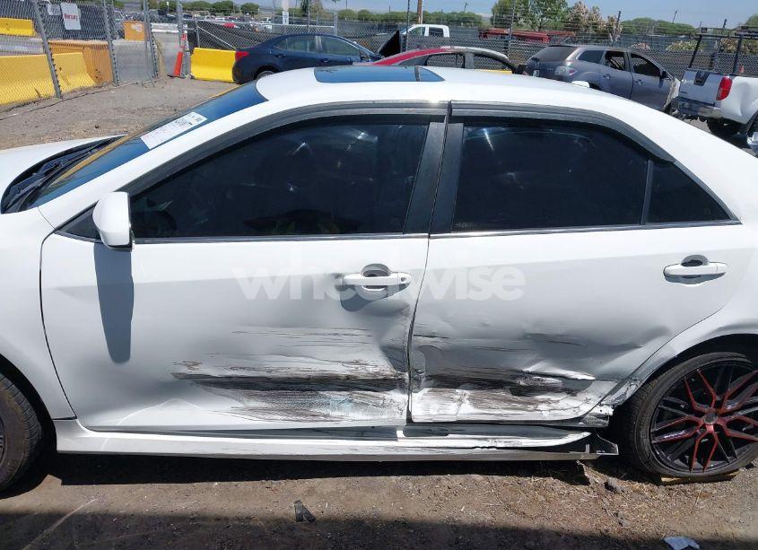 Photo 14 of 2014 Toyota Camry SE (VIN 4T1BF1FK0EU774511)