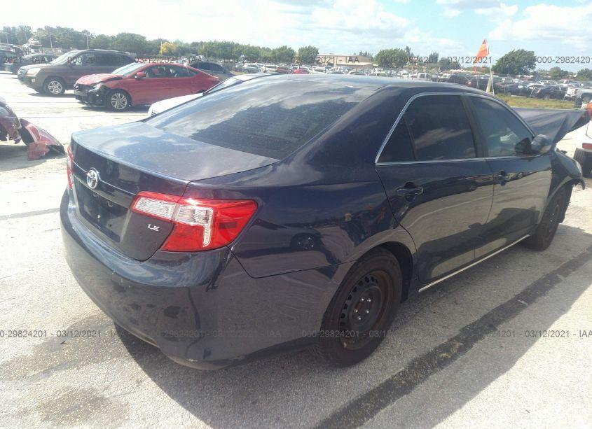 Photo 4 of 2014 Toyota Camry LE (VIN 4T1BF1FK0EU786769)