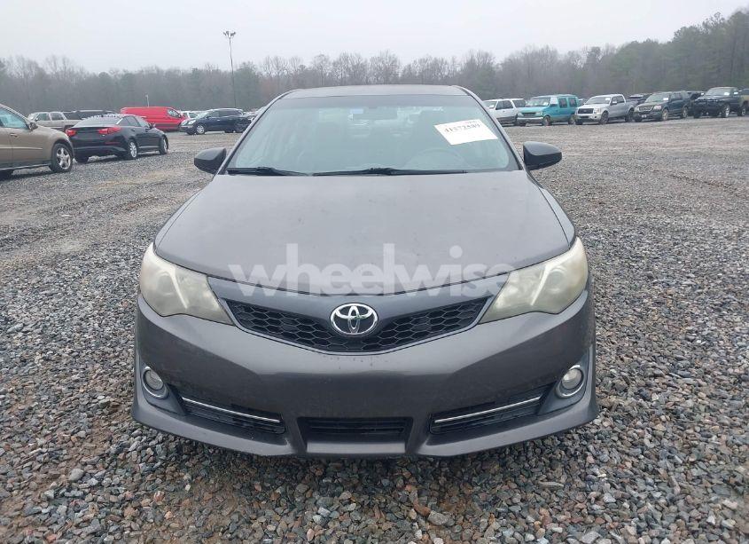 Photo 12 of 2014 Toyota Camry SE (VIN 4T1BF1FK0EU790238)