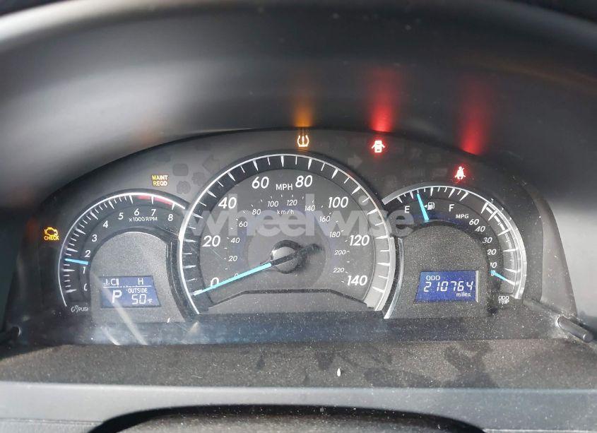 Photo 7 of 2014 Toyota Camry XLE (VIN 4T1BF1FK0EU803618)