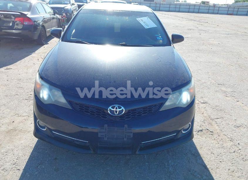 Photo 11 of 2014 Toyota Camry SE (VIN 4T1BF1FK0EU804056)