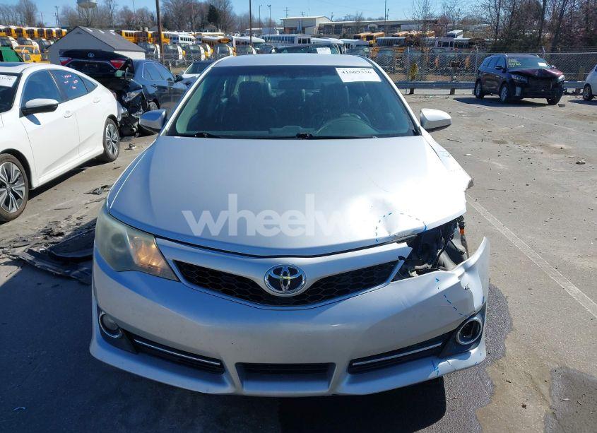 Photo 12 of 2014 Toyota Camry SE (VIN 4T1BF1FK0EU820578)