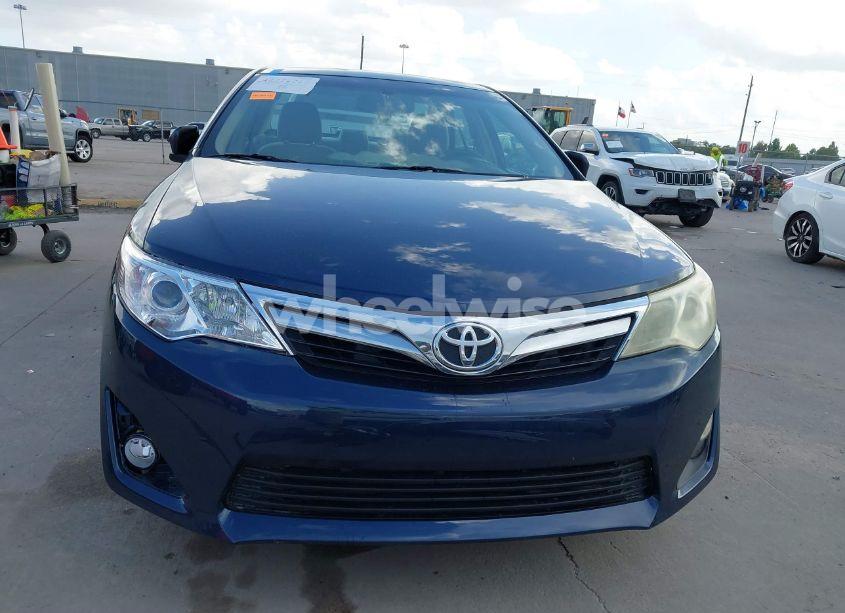 Photo 12 of 2014 Toyota Camry LE (VIN 4T1BF1FK0EU820774)