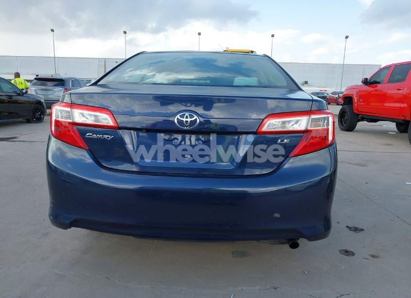 Photo 16 of 2014 Toyota Camry LE (VIN 4T1BF1FK0EU820774)