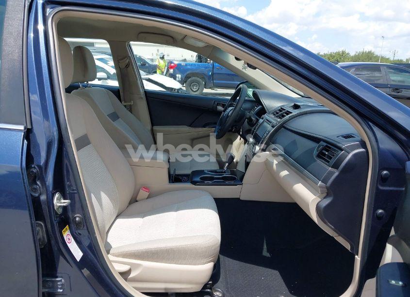 Photo 5 of 2014 Toyota Camry LE (VIN 4T1BF1FK0EU820774)