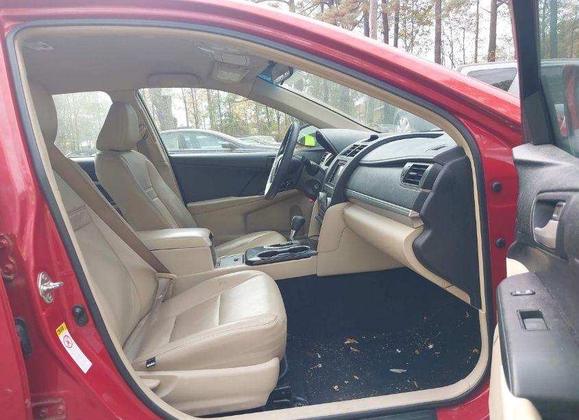 Photo 5 of 2014 Toyota Camry LE (VIN 4T1BF1FK0EU834562)