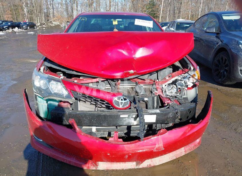 Photo 12 of 2014 Toyota Camry SE (VIN 4T1BF1FK0EU838899)