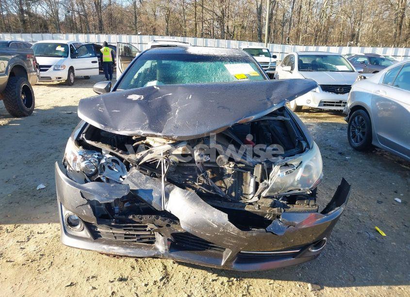 Photo 12 of 2014 Toyota Camry SE (VIN 4T1BF1FK0EU839499)