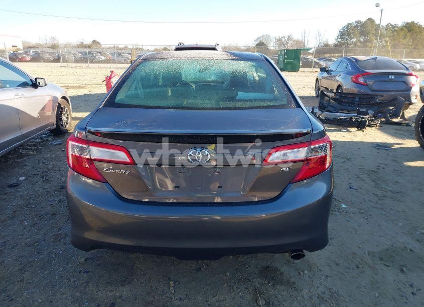 Photo 16 of 2014 Toyota Camry SE (VIN 4T1BF1FK0EU839499)