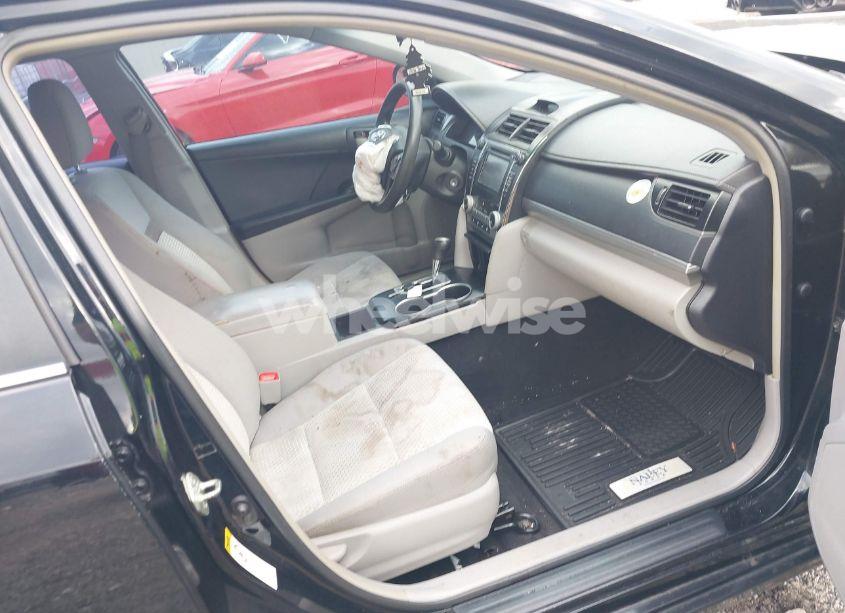 Photo 5 of 2014 Toyota Camry L (VIN 4T1BF1FK0EU840118)