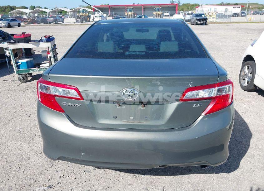 Photo 17 of 2014 Toyota Camry LE (VIN 4T1BF1FK0EU840622)