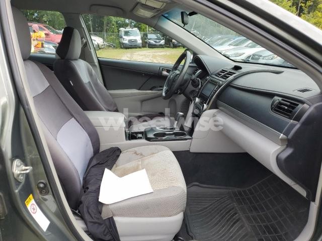 Photo 6 of 2014 TOYOTA CAMRY L (VIN 4T1BF1FK0EU851958)