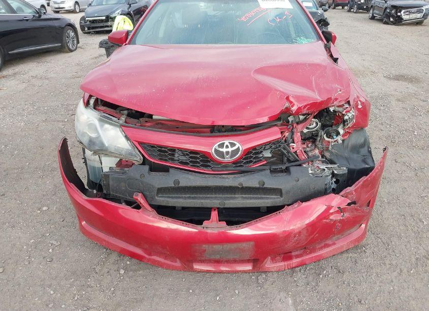 Photo 6 of 2014 Toyota Camry SE (VIN 4T1BF1FK0EU852768)