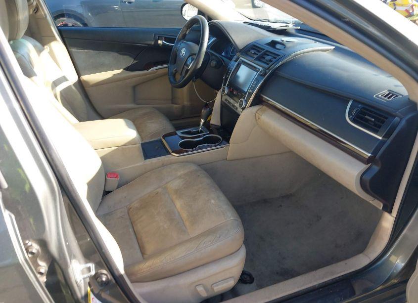 Photo 5 of 2014 Toyota Camry XLE (VIN 4T1BF1FK0EU867805)