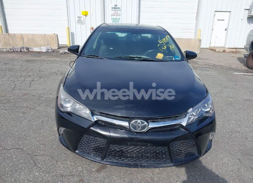 Photo 12 of 2015 Toyota Camry SE (VIN 4T1BF1FK0FU007369)