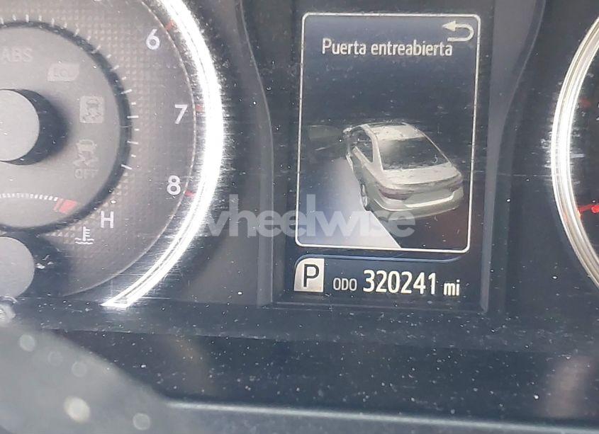 Photo 7 of 2015 Toyota Camry SE (VIN 4T1BF1FK0FU007369)