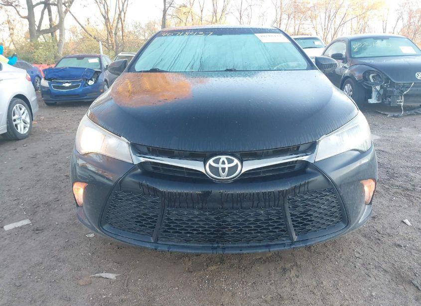 Photo 12 of 2015 Toyota Camry SE (VIN 4T1BF1FK0FU012698)