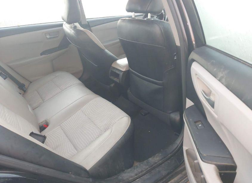 Photo 8 of 2015 Toyota Camry SE (VIN 4T1BF1FK0FU012698)