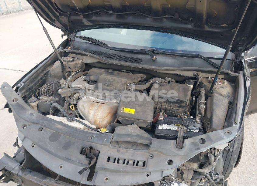 Photo 10 of 2015 Toyota Camry LE (VIN 4T1BF1FK0FU018937)