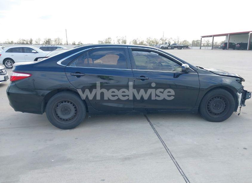 Photo 12 of 2015 Toyota Camry LE (VIN 4T1BF1FK0FU018937)