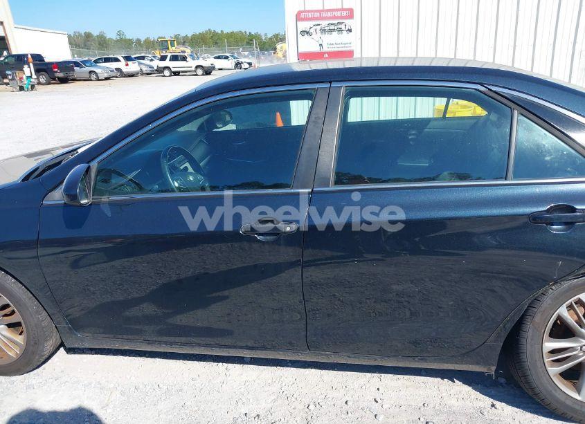 Photo 14 of 2015 Toyota Camry SE (VIN 4T1BF1FK0FU075459)