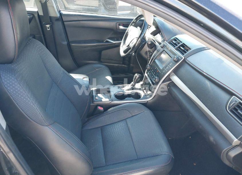 Photo 5 of 2015 Toyota Camry SE (VIN 4T1BF1FK0FU075459)