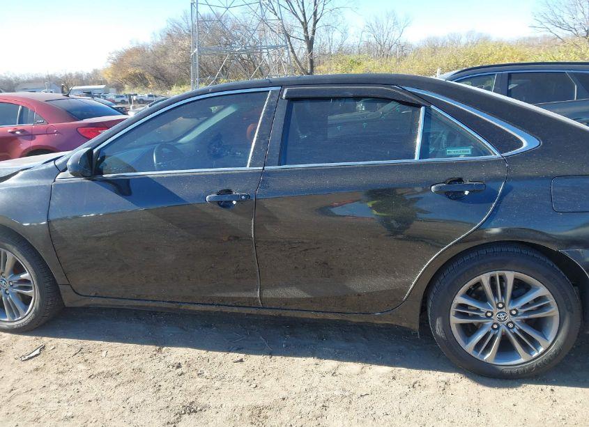 Photo 14 of 2015 Toyota Camry SE (VIN 4T1BF1FK0FU080306)