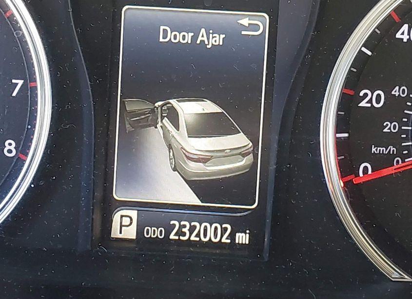 Photo 15 of 2015 Toyota Camry SE (VIN 4T1BF1FK0FU080306)