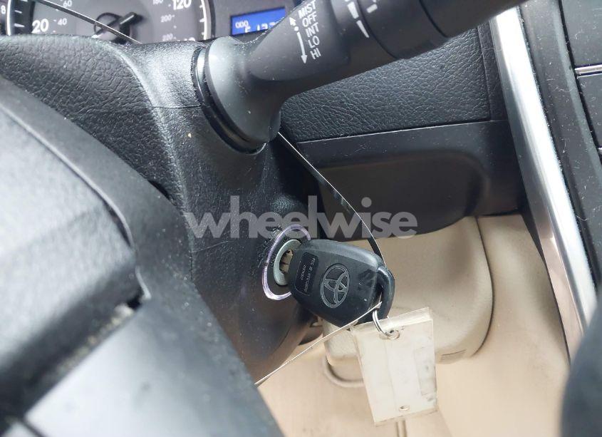 Photo 11 of 2015 Toyota Camry LE (VIN 4T1BF1FK0FU098160)