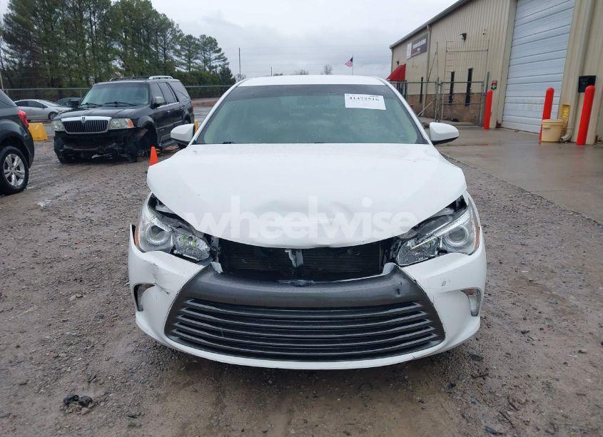 Photo 12 of 2015 Toyota Camry LE (VIN 4T1BF1FK0FU098160)