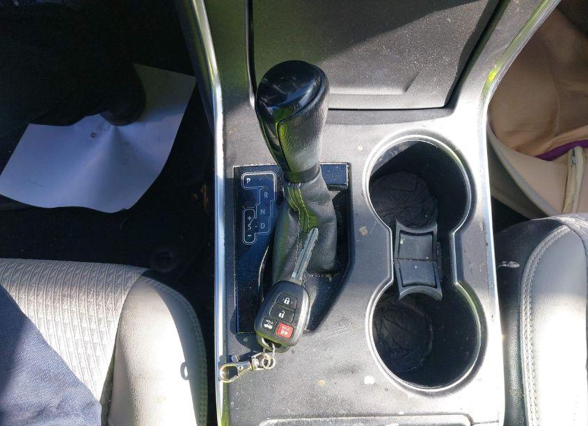 Photo 11 of 2015 Toyota Camry SE (VIN 4T1BF1FK0FU113000)