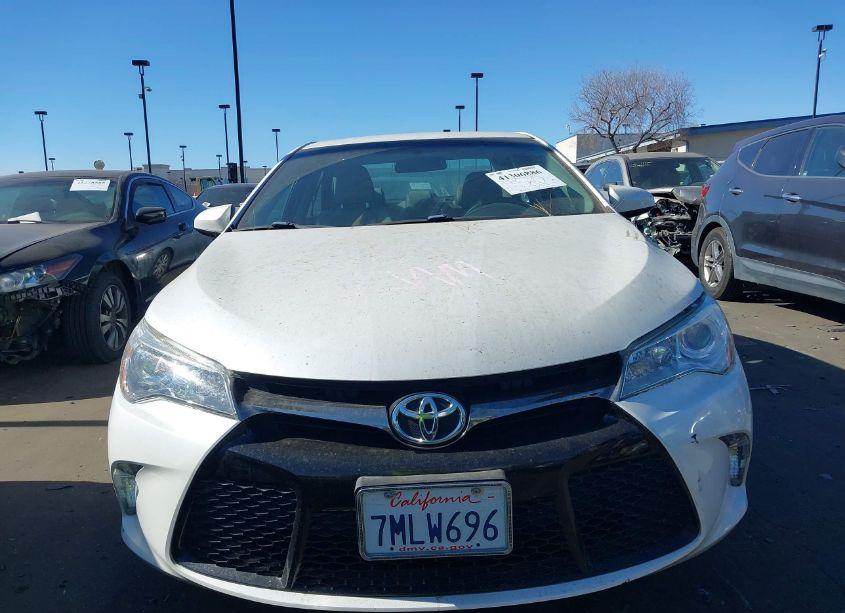 Photo 13 of 2015 Toyota Camry SE (VIN 4T1BF1FK0FU113000)